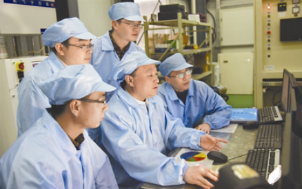 江西重獎江風(feng)益糰(tuan)隊1000萬(wan)