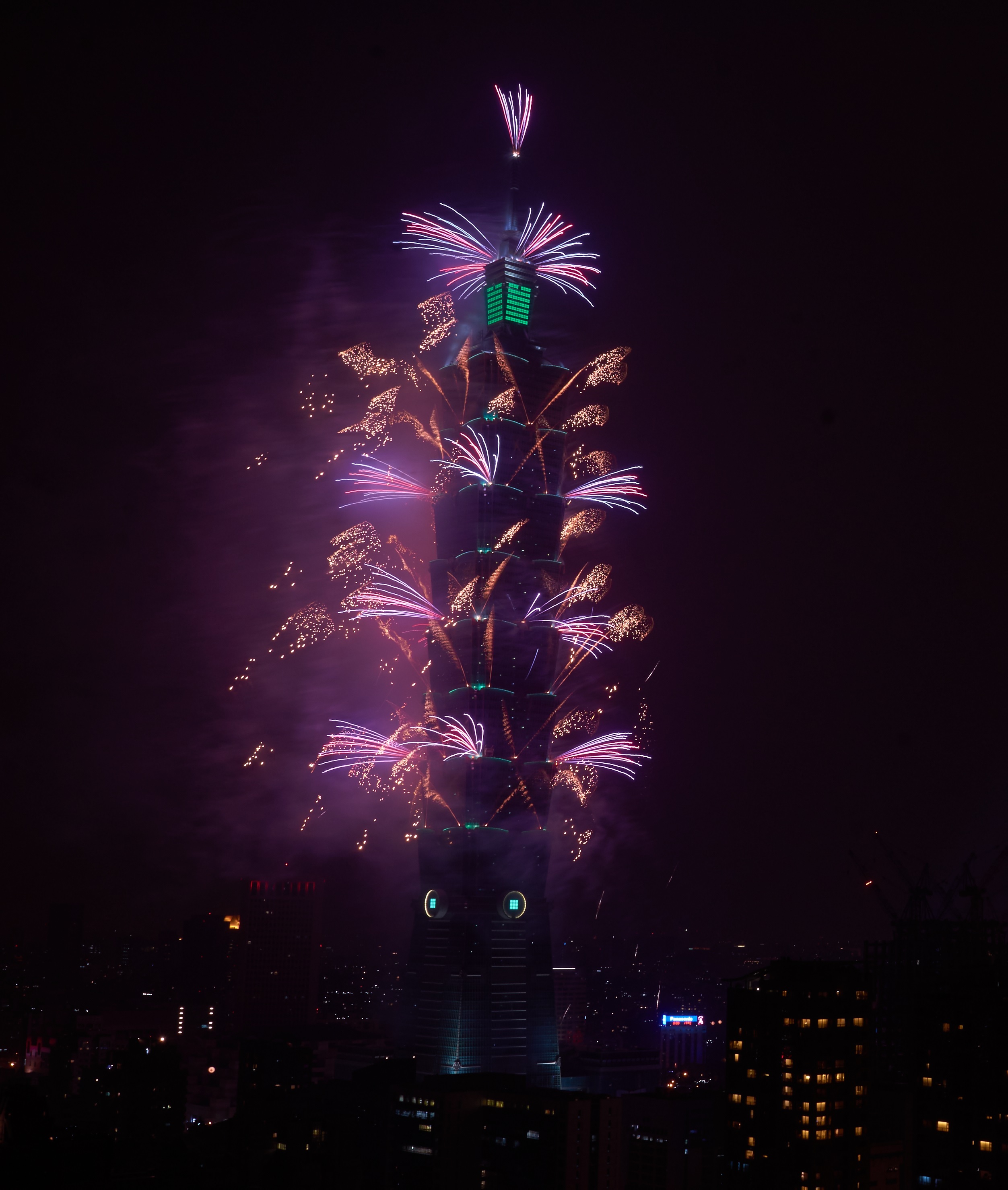 【新聞圖片】飛利浦炤明助力檯北101打造檯(tai)灣綠色地(di)標 (2).jpg